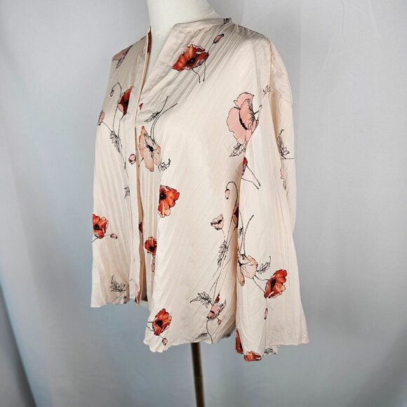 Vince Pale Blush Tossed Poppy Pleated Blouse Size Large Top 3/4 Sleeve Floral - Picture 6 of 12